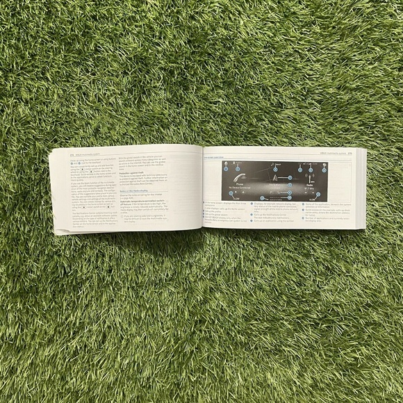 2020 Mercedes-Benz GLB Owners Manual (GLB250 4MATIC 2.0L, GLB250 Sport 2.0L) - Picture 9 of 12